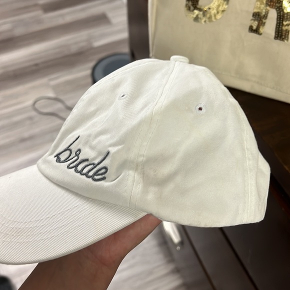 Bride hat - Picture 2 of 3